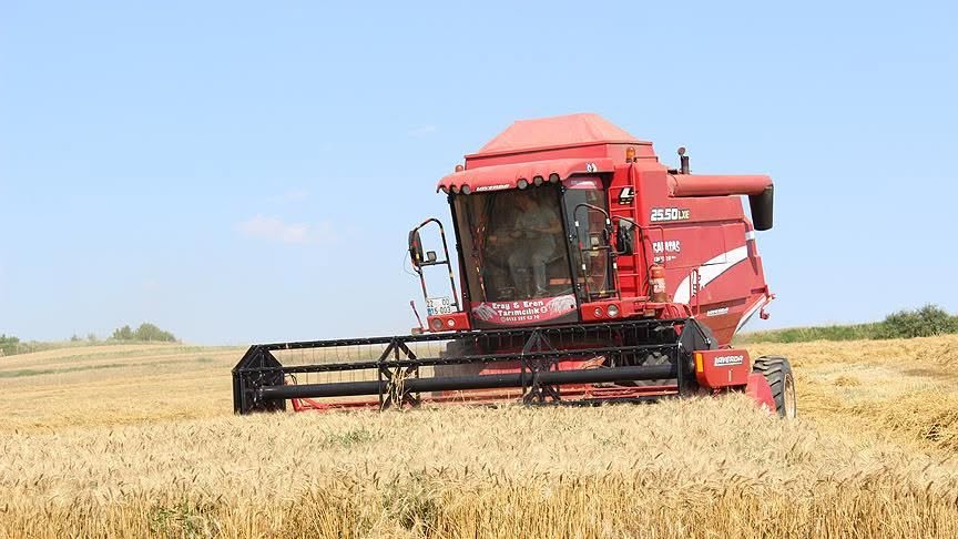 Değerli Mamuşa halkı, Mamuşa Belediyesi sınırları içerisinde buğday hasadı (biçimi) başlamış bulunmaktadır. Buğday ekili arazileri bulunan değerli çiftçilerimizin, biçerdöver çalışmalarını yürüten sorumlu kişilerle irtibata geçmeleri; hasadın zamanında, düzenli ve sorunsuz bir şekilde tamamlanması açısından önem arz etmektedir. Tüm çiftçilerimize bol ve bereketli bir hasat sezonu diliyor, emeklerinin karşılığını en güzel şekilde almalarını temenni ediyoruz.