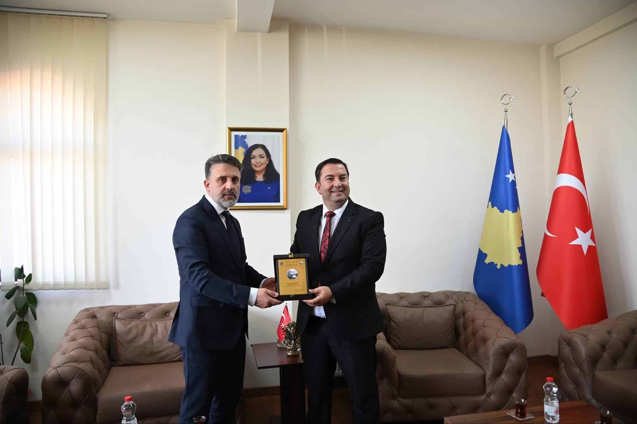 Mirëpritëm Nënkryetarin e Komunës Metropolitane të Bursës, z. Şahin Biba, dhe delegacionin e tij